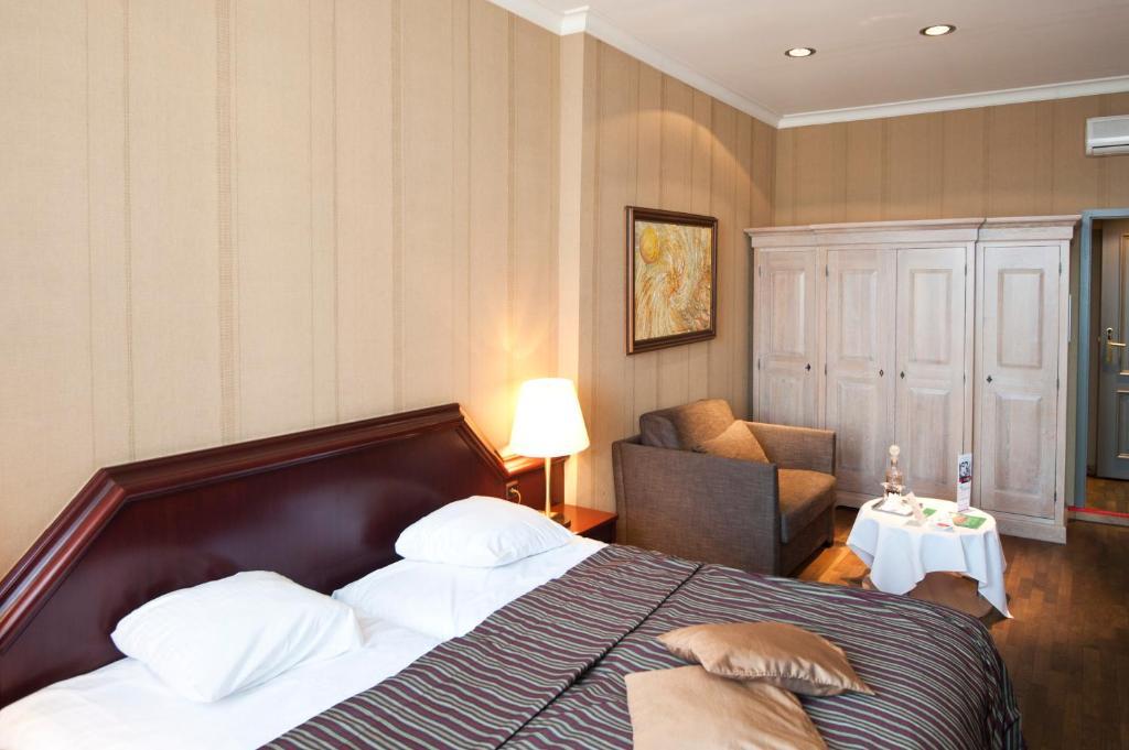 Hotel La Pomme D'Or Oudenaarde Cameră foto